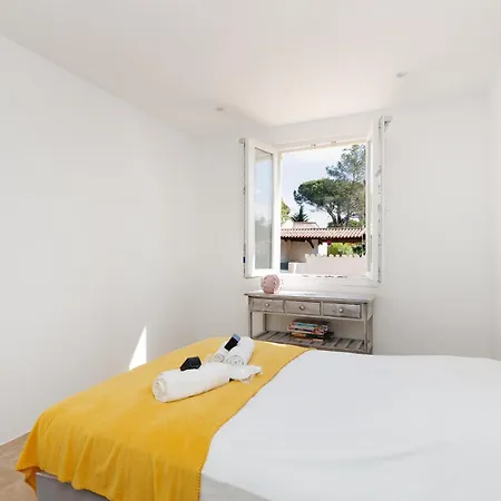 5 Soleils Yourhosthelper Roquebrune-sur-Argens